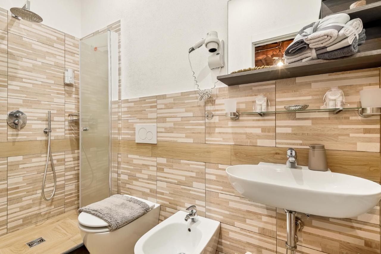 Alby Express Rooms Ла-Спеція Екстер'єр фото